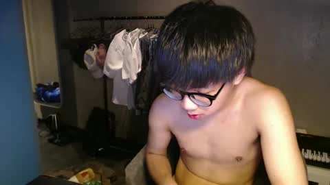 handsome_mannn online show from November 16, 12:13 am