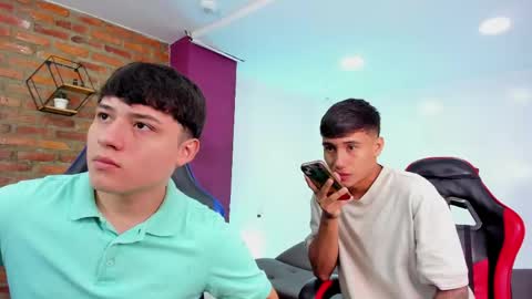 leonardfarrucknick and otis online show from April 14, 1:11 pm