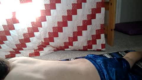 handsomedaddy198923 online show from October 22, 7:16 pm