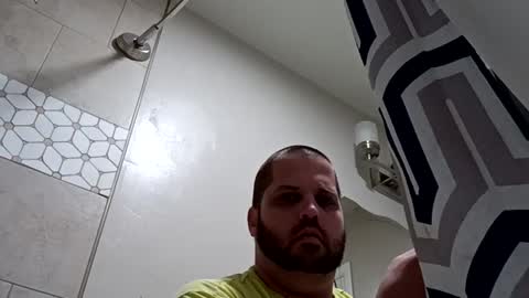 Handsomedaddy198923 online show from June 25, 7:24 am