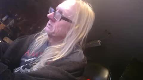 Handystudman online show from February 25, 3:46 pm