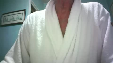 handymanforyou177322 online show from April 10, 11:45 pm