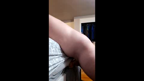 hanes1711 online show from May 14, 10:19 pm