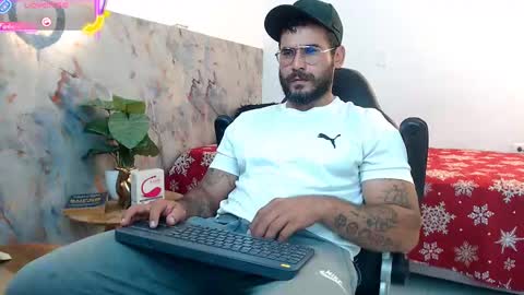 Snapshot of hanz_col chatting on October 13, 2:56 pm hanz_col online show from October 13, 2:56 pm
