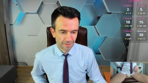 Steve online show from March 31, 3:19 am