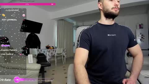 Snapshot of hard_chriss chatting on March 5, 7:05 am Hard Cock online show from March 5, 7:05 am