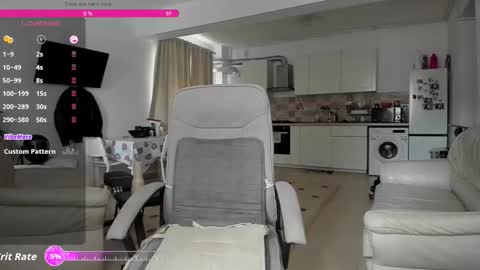 Snapshot of hard_chriss chatting on September 13, 9:32 am Hard Cock online show from September 13, 9:32 am