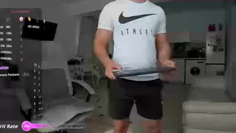 Snapshot of hard_chriss chatting on September 19, 7:53 am Hard Cock online show from September 19, 7:53 am