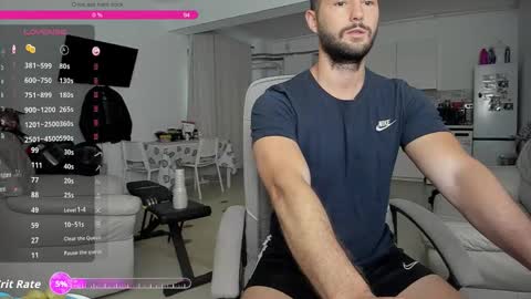 Snapshot of hard_chriss chatting on September 17, 7:42 am Hard Cock online show from September 17, 7:42 am