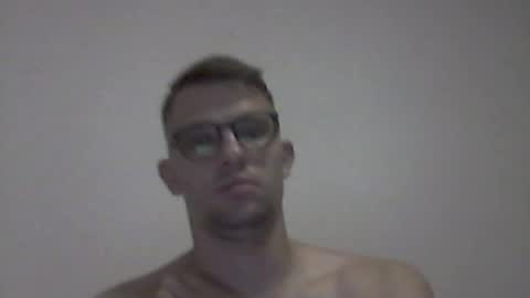 hardboylovemilfmoom online show from June 30, 7:15 pm