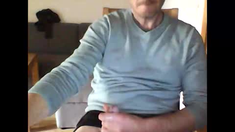 Snapshot of hardman7007 chatting on February 23, 11:28 am hardman7007 online show from February 23, 11:28 am
