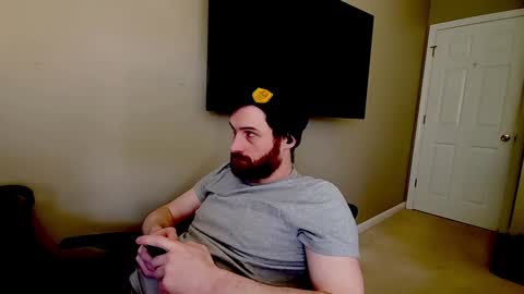 Tom online show from December 2, 5:35 pm