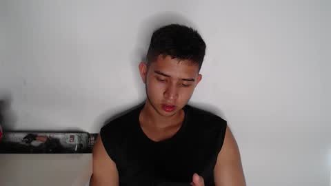 harold_18_ online show from November 27, 7:06 pm