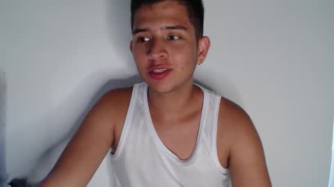 Snapshot of harold_18_ chatting on October 18, 8:25 pm harold_18_ online show from October 18, 8:25 pm