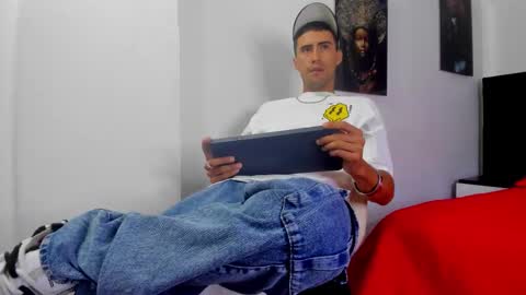 harold_999 online show from November 3, 7:01 am