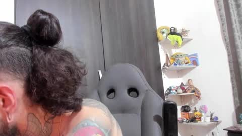 OMAR online show from November 6, 4:48 am