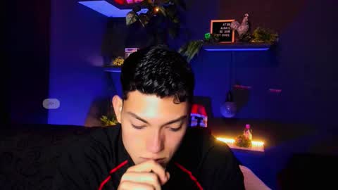  ... online show from February 9, 12:43 pm