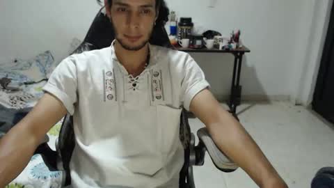 Snapshot of hasani_savala chatting on September 16, 6:36 am Hasani online show from September 16, 6:36 am