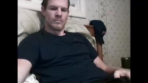 Snapshot of heags83 chatting on January 2, 12:46 pm heags83 online show from January 2, 12:46 pm