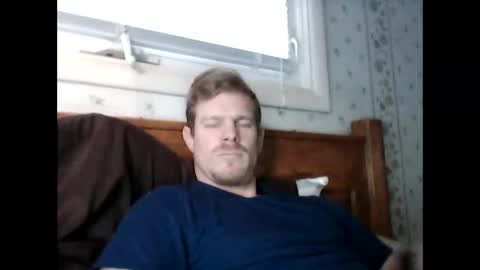 Snapshot of heags83 chatting on December 27, 1:39 pm heags83 online show from December 27, 1:39 pm