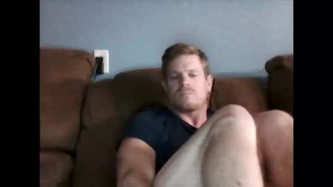 Snapshot of heags83 chatting on December 21, 10:50 am heags83 online show from December 21, 10:50 am