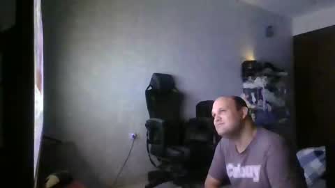 Snapshot of heavy_rebellxc chatting on February 14, 6:34 am Heavy Rebell online show from February 14, 6:34 am