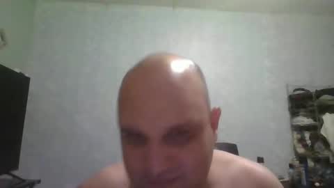 Snapshot of heavy_rebellxc chatting on December 29, 7:50 am Heavy Rebell online show from December 29, 7:50 am