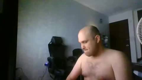 Snapshot of heavy_rebellxc chatting on March 10, 3:23 am Heavy Rebell online show from March 10, 3:23 am