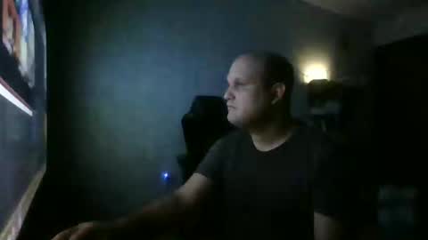 Snapshot of heavy_rebellxc chatting on February 17, 8:30 am Heavy Rebell online show from February 17, 8:30 am