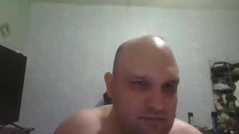 Snapshot of heavy_rebellxc chatting on December 30, 6:20 am Heavy Rebell online show from December 30, 6:20 am
