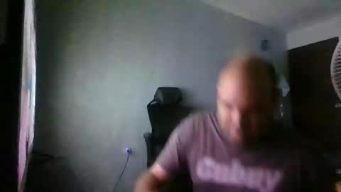 Snapshot of heavy_rebellxc chatting on January 24, 6:24 am Heavy Rebell online show from January 24, 6:24 am