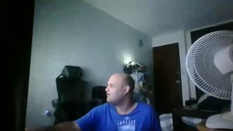 Snapshot of heavy_rebellxc chatting on September 15, 4:58 am Heavy Rebell online show from September 15, 4:58 am