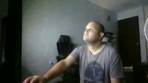 Snapshot of heavy_rebellxc chatting on January 7, 6:50 am Heavy Rebell online show from January 7, 6:50 am