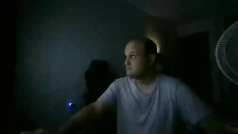 Snapshot of heavy_rebellxc chatting on February 7, 7:07 am Heavy Rebell online show from February 7, 7:07 am