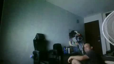 Snapshot of heavy_rebellxc chatting on October 10, 8:30 am Heavy Rebell online show from October 10, 8:30 am