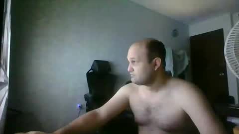 Snapshot of heavy_rebellxc chatting on February 20, 2:40 am Heavy Rebell online show from February 20, 2:40 am