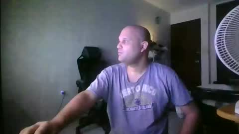 Snapshot of heavy_rebellxc chatting on February 25, 7:09 am Heavy Rebell online show from February 25, 7:09 am