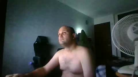 Snapshot of heavy_rebellxc chatting on September 28, 7:50 am Heavy Rebell online show from September 28, 7:50 am
