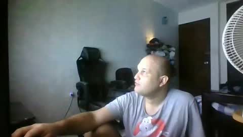 Snapshot of heavy_rebellxc chatting on March 9, 7:01 am Heavy Rebell online show from March 9, 7:01 am