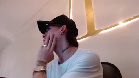 Eros online show from February 17, 8:52 pm