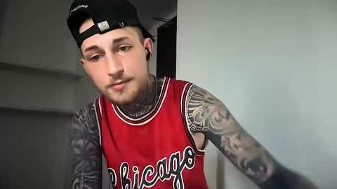 hellacozy online show from March 1, 4:12 am