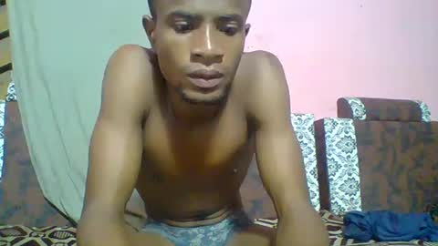 Adrian Honey online show from December 12, 9:15 pm