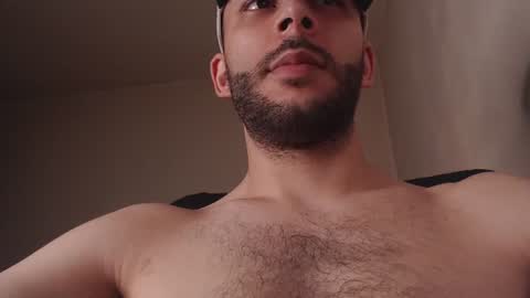 HenryAxe online show from July 16, 9:22 pm
