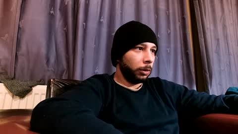 HenryAxe online show from January 6, 5:38 pm