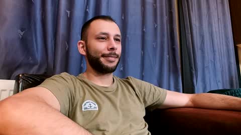 HenryAxe online show from January 1, 11:38 am