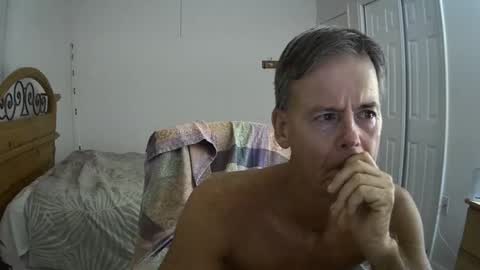 Snapshot of hewes1 chatting on September 24, 5:07 am hewes1 online show from September 24, 5:07 am