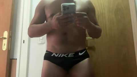 Snapshot of hhernan1 chatting on March 5, 2:12 pm hhernan1 online show from March 5, 2:12 pm