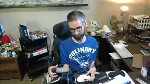 Snapshot of highpriest_belial chatting on October 5, 8:57 pm James Belial online show from October 5, 8:57 pm