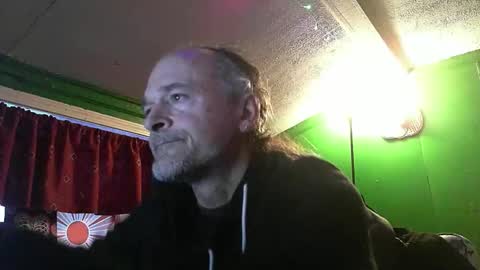 hippiedad333 online show from February 5, 10:39 pm