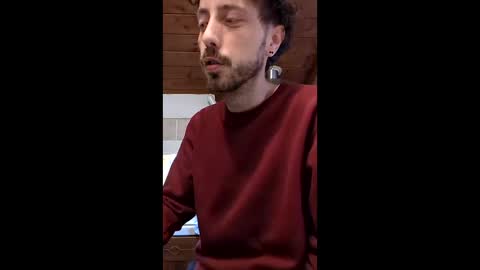 hitmenoww online show from April 13, 11:00 am